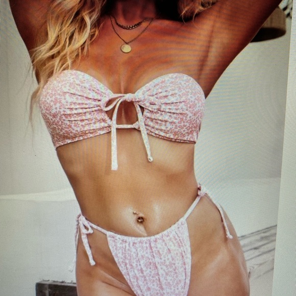 Floral ditsy thong bikini - Picture 3 of 4